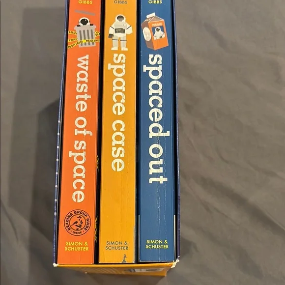 Blue and White Astronaut Learning Toy - Picture 2 of 3